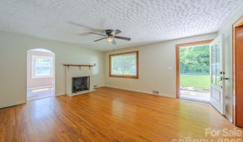 2150 Nc 80 Hwy, Bakersville, NC 28705