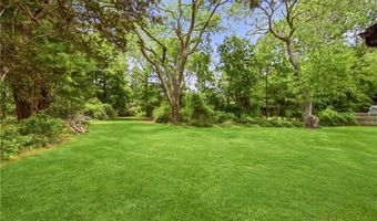 5 Buoy St, Jamestown, RI 02835