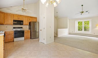 34 Fairlawn St, Bristol, CT 06010