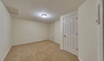 5035 Towne Lake Hls N, Woodstock, GA 30189