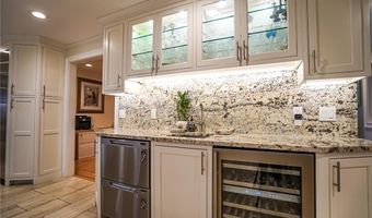 120 Fox Run, East Greenwich, RI 02818