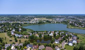 11668 E Laketowne Dr, Albertville, MN 55301