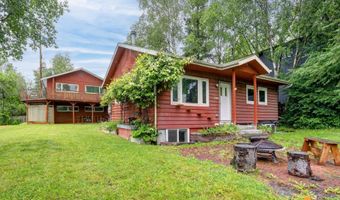 1558 E St, Anchorage, AK 99501