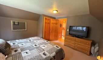 1917 SANDALWOOD Rd, Abrams, WI 54101