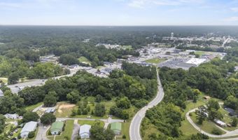1206 Chestnut Ferry Rd, Camden, SC 29020