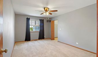 1236 Kathleen Ct, Antioch, IL 60002