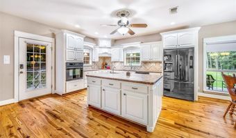 329 County Road 2804, Alto, TX 75925