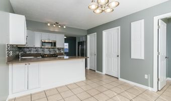 573 Raven Way Apt B, Chubbuck, ID 83202