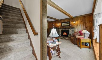 1724 Chatham Ave, Arden Hills, MN 55112