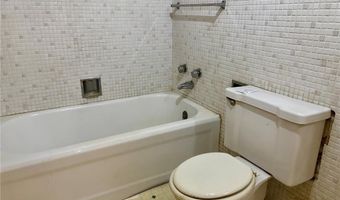 3013 Mayfield Ave, Alton, IL 62002