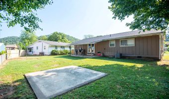4 Washington Ct, Barboursville, WV 25504