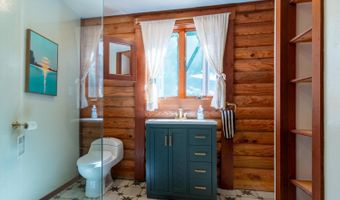 28581 Navarro Ridge Rd, Albion, CA 95410