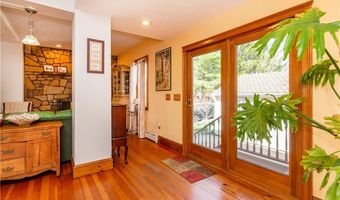 5075 Old Post Rd, Charlestown, RI 02813