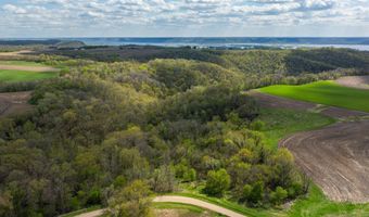 Maplewood Lane, Alma, WI 54610