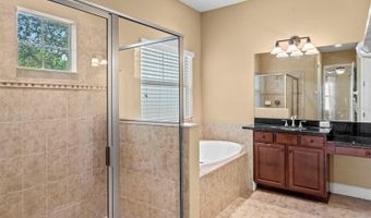 514 WINTERSIDE Dr, Apollo Beach, FL 33572