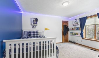 1126 Timber Climb Dr, Avon, IN 46123