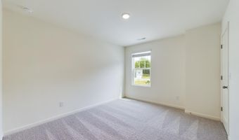 32 Moss Oaks Ct, Angier, NC 27501