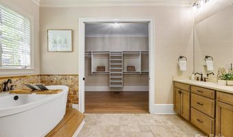 703 Sainte Rose Ln, Charlotte, NC 28226