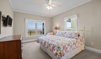 1711 E Fort Macon Rd, Atlantic Beach, NC 28512