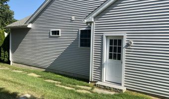 2 Club House Way, Amherst, NH 03031