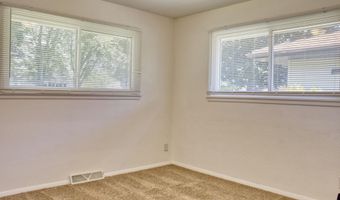 418 S SCHAEFER St, Appleton, WI 54915