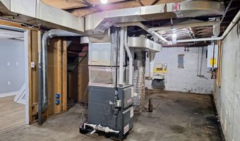 155 Second St, Auburn, ME 04210