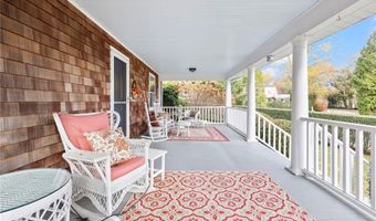 63 Longfellow Rd, Jamestown, RI 02835