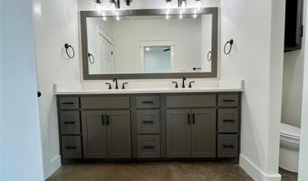 300 Rita Ridge Ct, Millsap, TX 76066