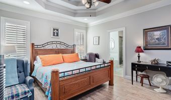 214 Roanoke Cir, Benton, LA 71006