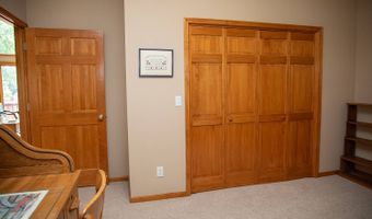 105 Firefly Ct, Altamont, MO 64620