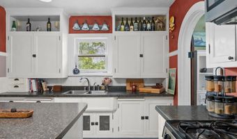 536 N MEADE St, Appleton, WI 54911