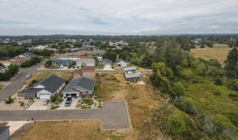 636 SEACREST Dr, Bandon, OR 97411