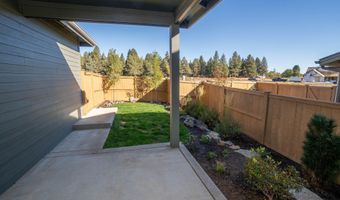 20607 SE Boer Pl, Bend, OR 97702