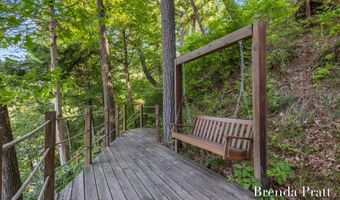 2100 Timber Point Dr SE, Ada, MI 49301
