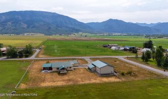 800 COUNTY ROAD 123, Bedford, WY 83112