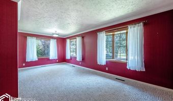 305 E 21St St, Atlantic, IA 50022