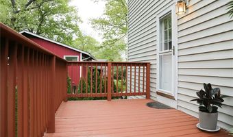 303 Reservoir Ave, Lincoln, RI 02865