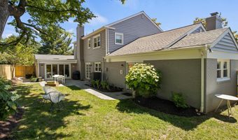 2606 N QUINCY St, Arlington, VA 22207