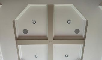 7702 TRAMMELL Rd, Annandale, VA 22003