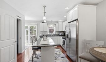 100 Woodlawn Ave 3, North Providence, RI 02904