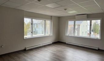 399 Hope St, Bristol, RI 02809