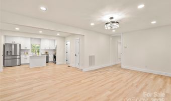 3208 June Dr, Charlotte, NC 28205