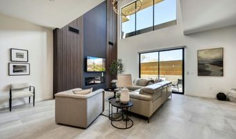 6525 E CAVE CREEK Rd 202, Cave Creek, AZ 85331