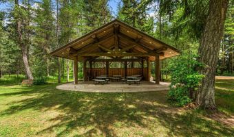 480 Natures Way, Bonners Ferry, ID 83805