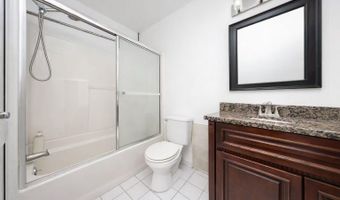 246 Jamie Ln, Staten Island, NY 10312