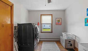 42 Edson St, Amsterdam, NY 12010