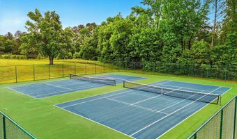 225 Watersedge Dr, Boiling Springs, SC 29316