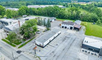 1712 S Wayne Ave, Auburn, IN 46706