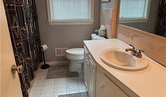 20 Wild Berry Dr, Cranston, RI 02920