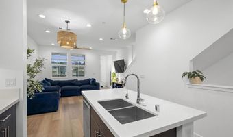 7641 University Ave 105, La Mesa, CA 91942